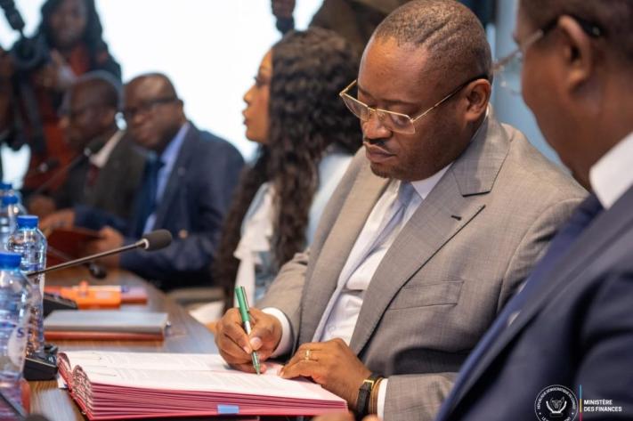 RDC : Après la promulgation de la loi relative aux marchés boursiers, cap vers l’ouverture effective de « Kinshasa Stock Exchange » d’ici 2027